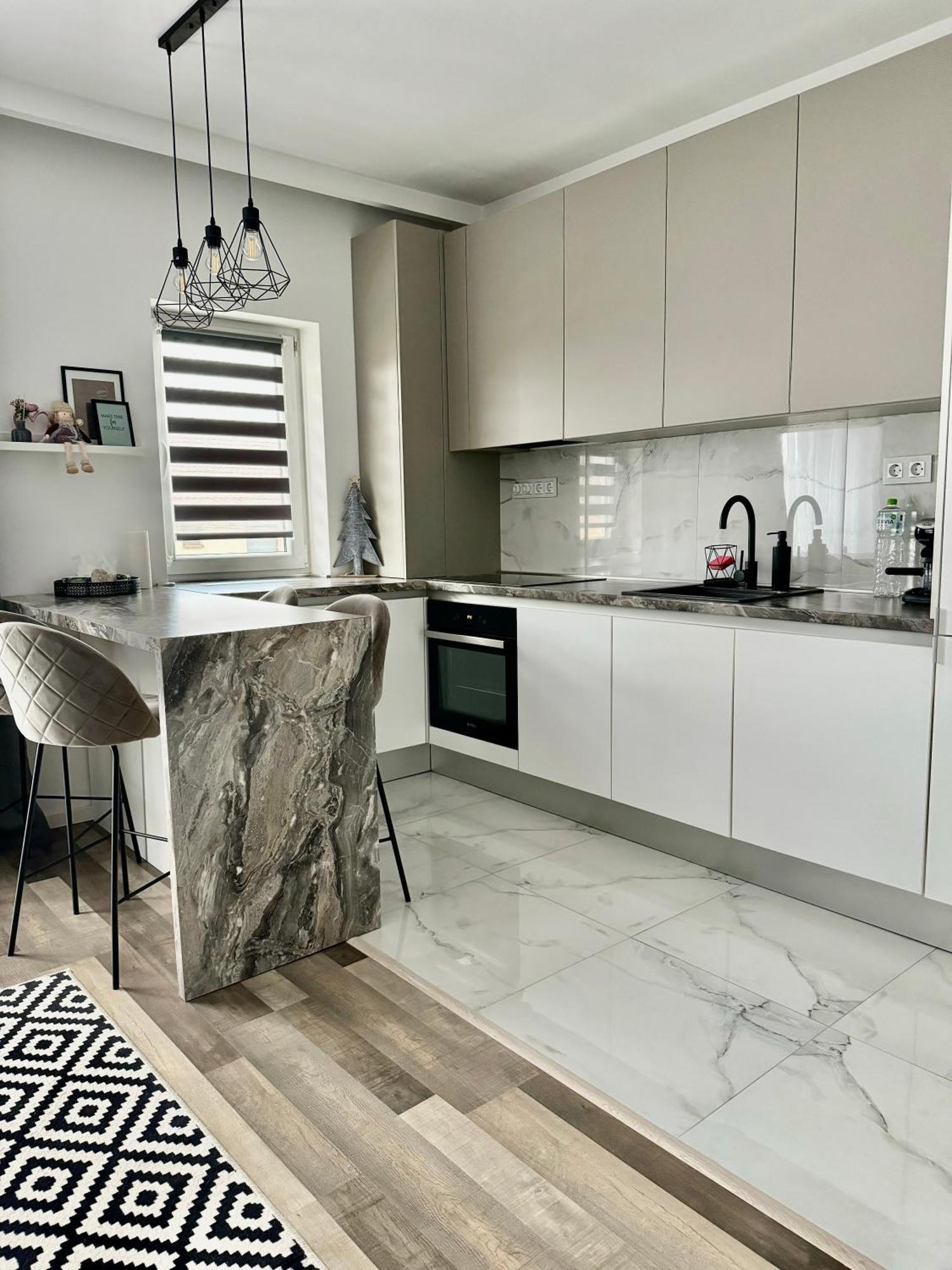 Velvet Studio Тыргу-Муреш Экстерьер фото